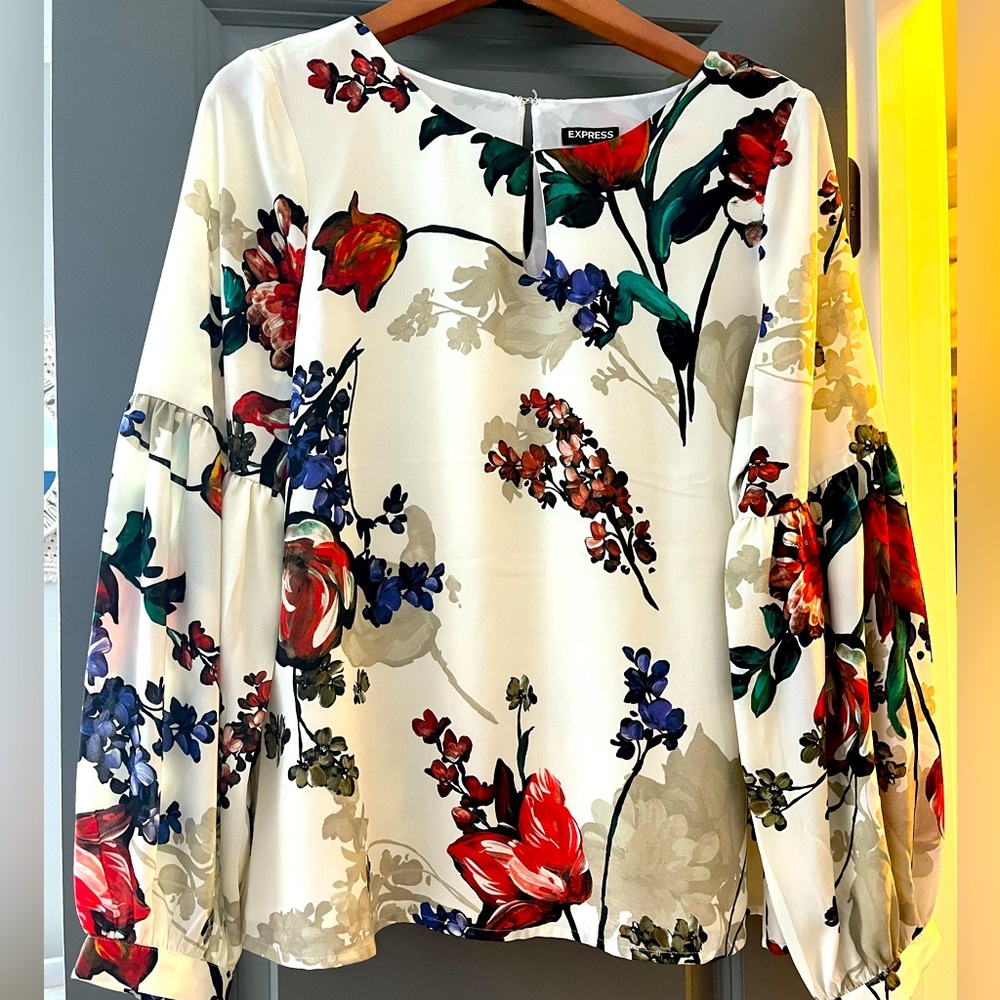 Express festive blouse